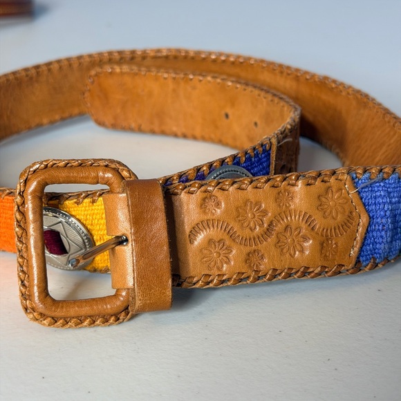Handcrafted leather and woven concho belt women M - Picture 4 of 9